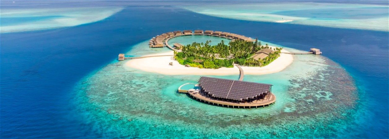 Kudadoo Maldives Private Island by Hurawalhi