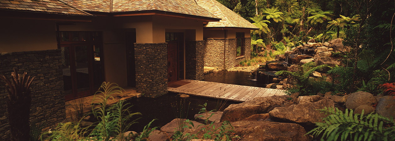 Treetops Lodge & Estate