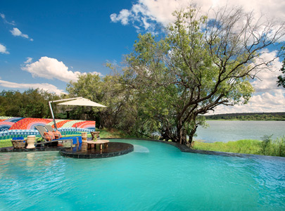 Royal Chundu River Lodge