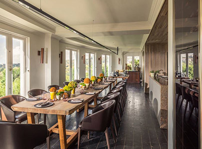 Four Seasons The Westcliff