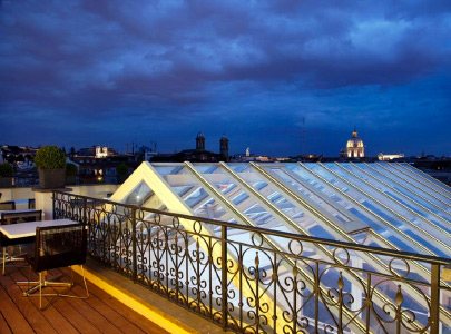 The First Luxury Art Hotel